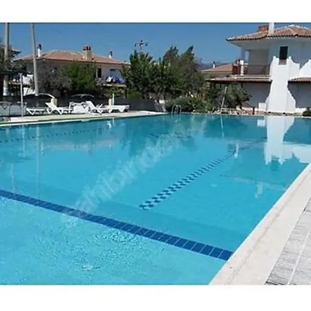 ​fethiyede Bulunan Olimpik Havuzlu Villa *